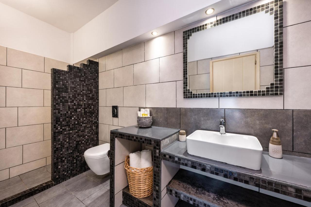 Plastiras Rooms Fíra Kültér fotó