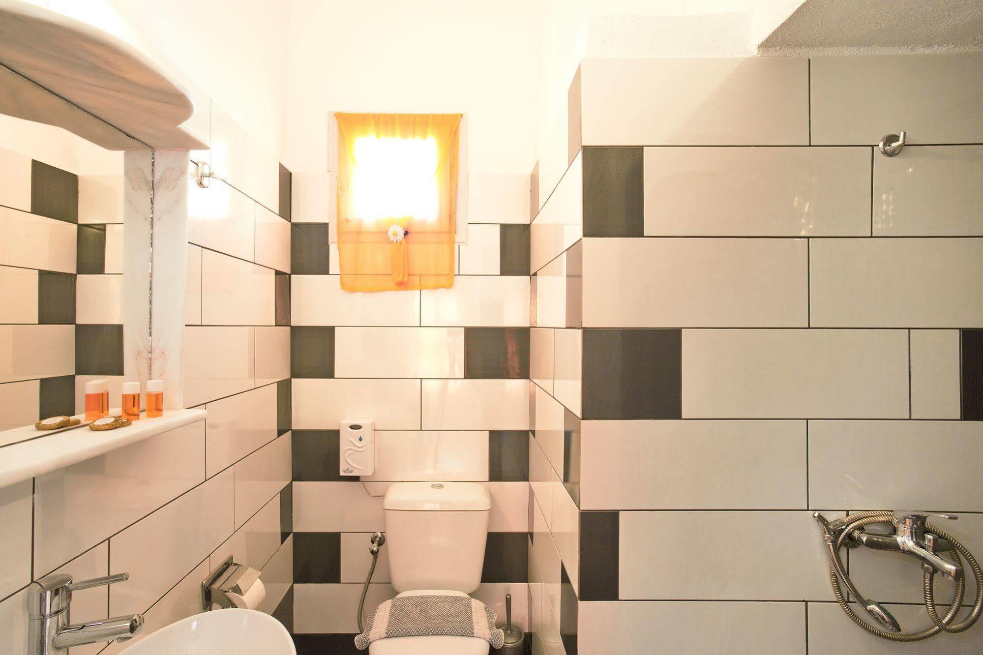 Plastiras Rooms Fíra Kültér fotó