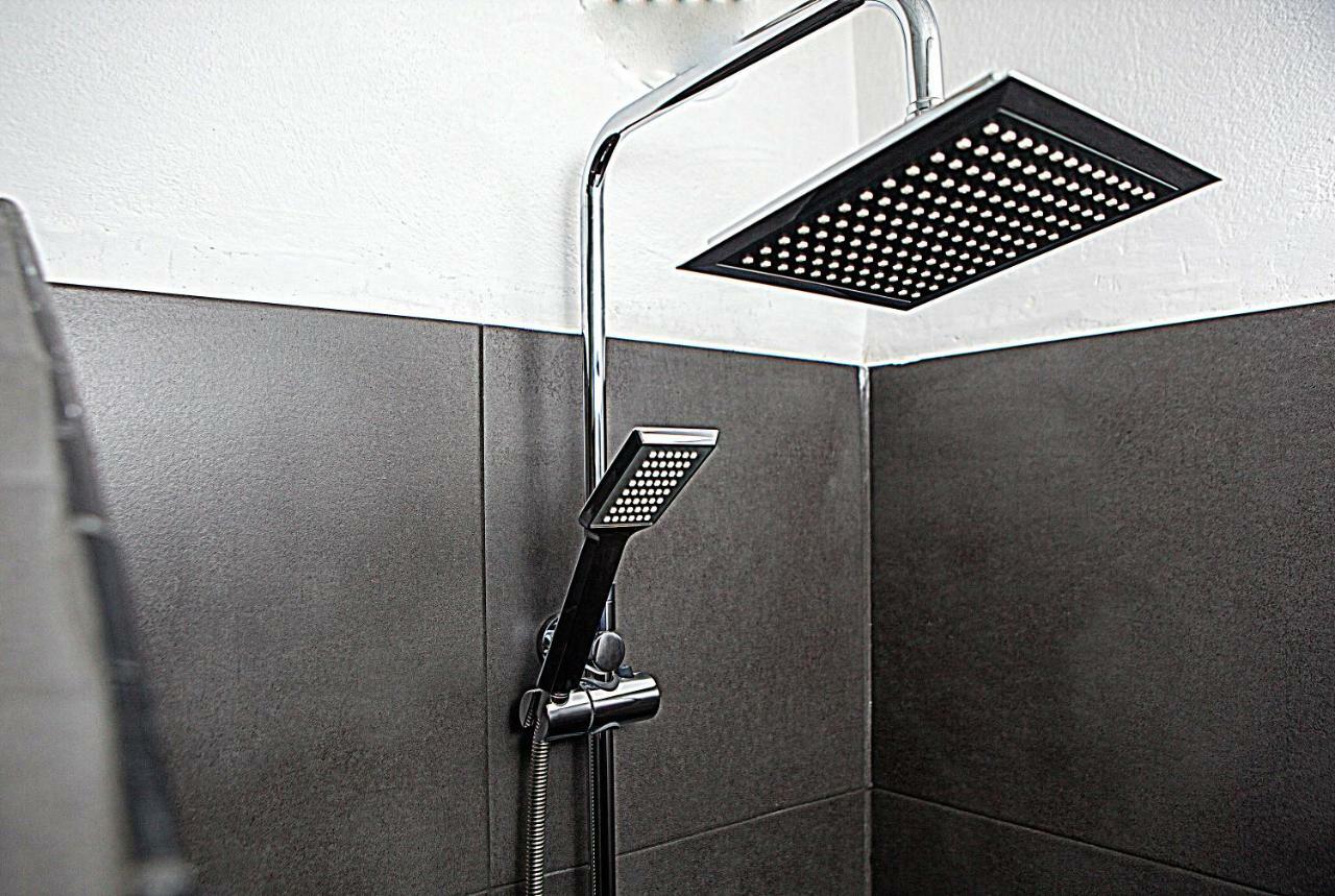 Plastiras Rooms Fíra Kültér fotó